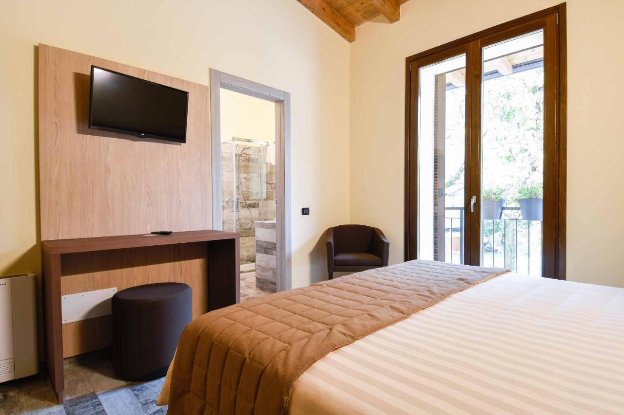 Agriturismo Ippolita Lucchetti 세네 외부 사진